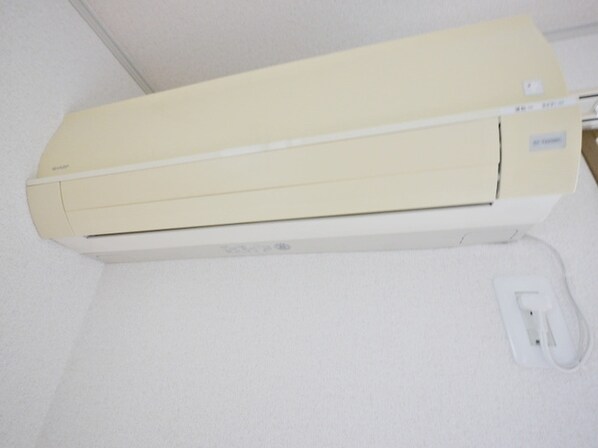 クイーンズコートの物件内観写真